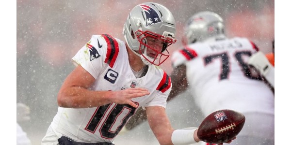 Les New England Patriots ont connu un retour en force en un temps record, se qualifiant pour le Super Bowl Les New England Patriots ont connu un retour en force en un temps record, se qualifiant pour le Super Bowl
